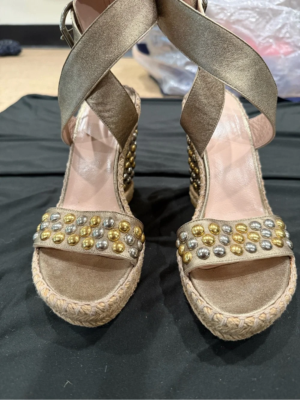 Stuart Weitzman retail $498